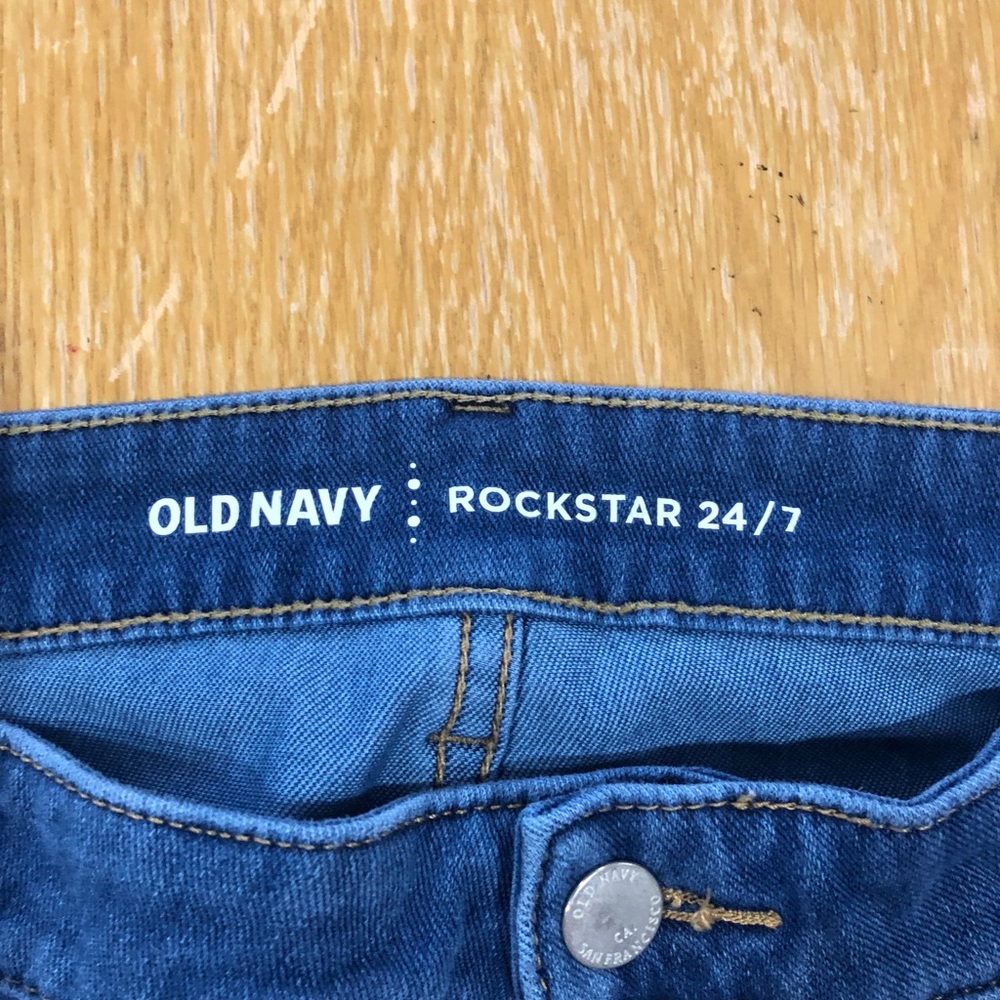 Old Navy 24/7 Rockstar Skinny Jeans